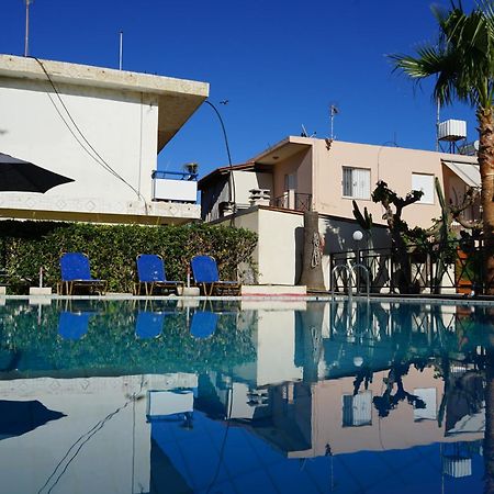 Romantza Apartments Agia Marina  Exterior photo