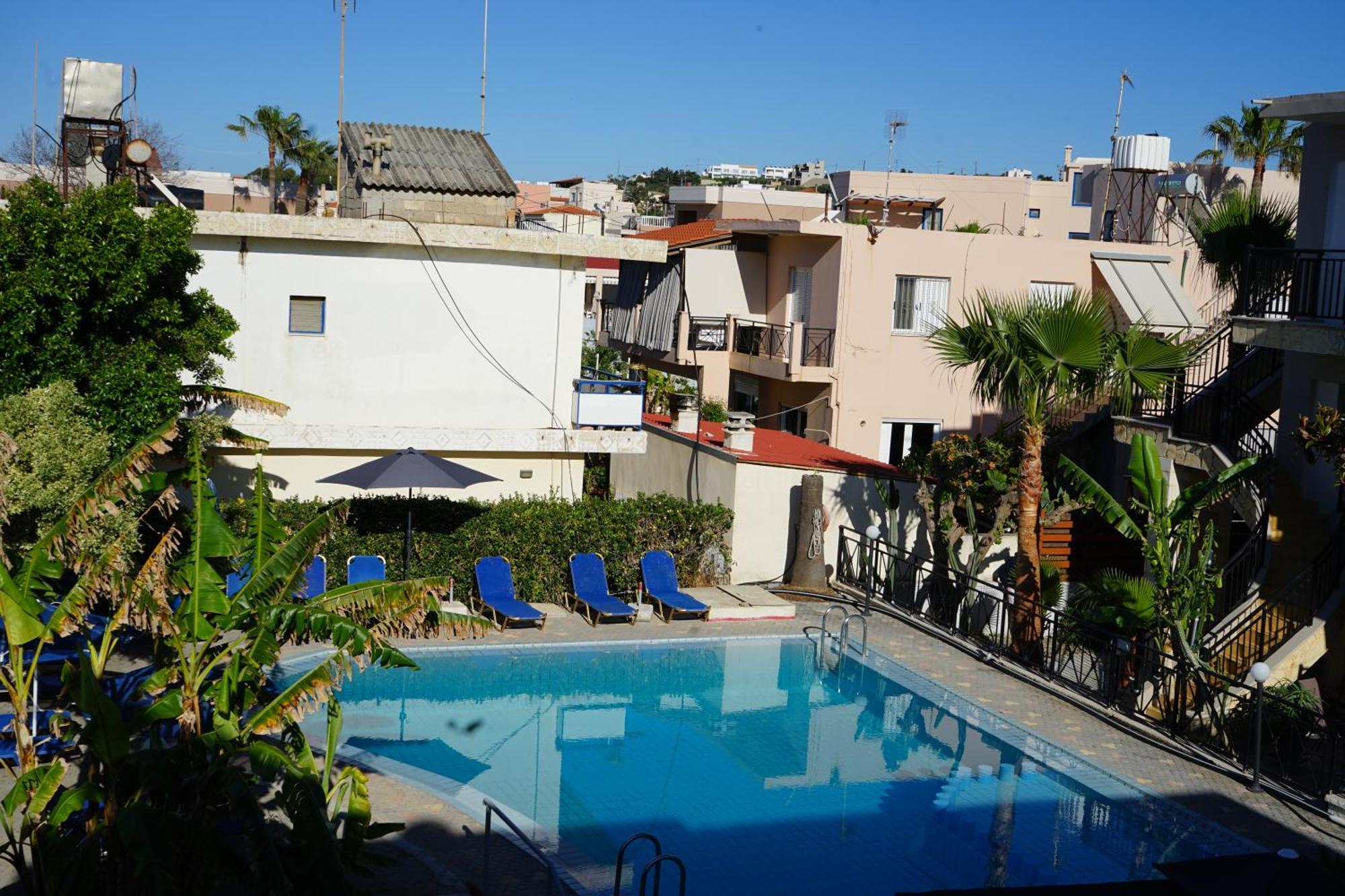 Romantza Apartments Agia Marina  Exterior photo